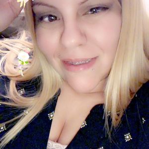 Meet your Posher, Ivette